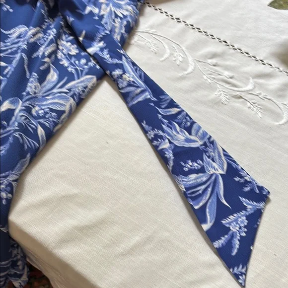 Talbots Beautiful Blue Floral Midi Dress - Picture 11 of 15